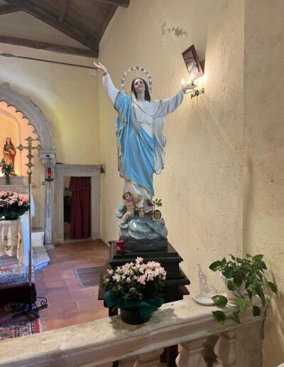 La statua della Madonna dell'Assunta - Chiesa della Madonna delle Grazie