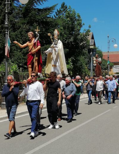 Festa Santi Protettori 2022 - La processione arriva in piazza a Rovere